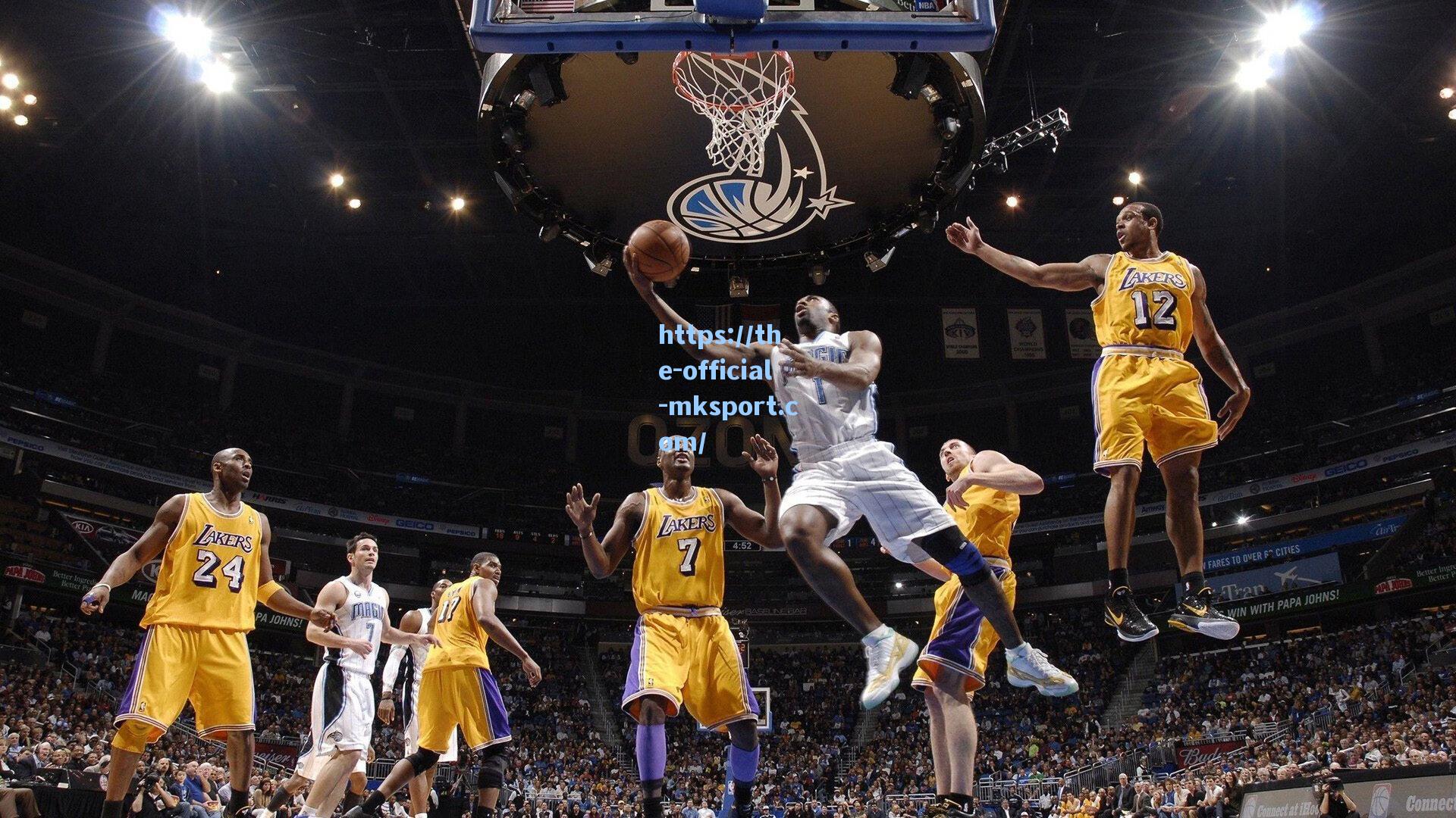 绿茵场上的随缘美学，大脚开球战术的意外与哲学